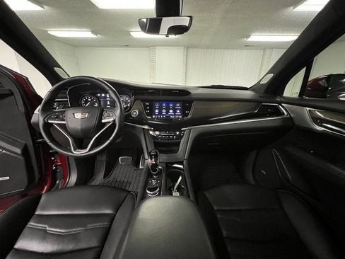 Certified 2023 Cadillac XT6 Sport w/ Platinum Package image 18