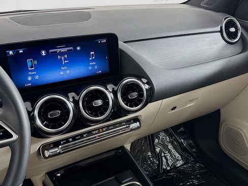 Certified 2026 Mercedes-Benz GLA 250 image 21