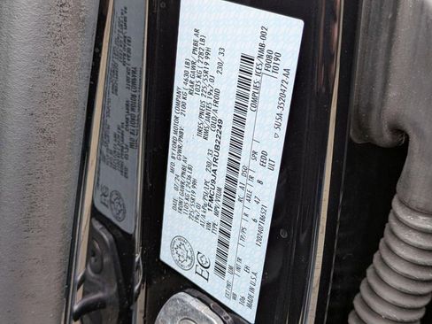 Used 2024 Ford Escape Platinum AWD/4WD image 30