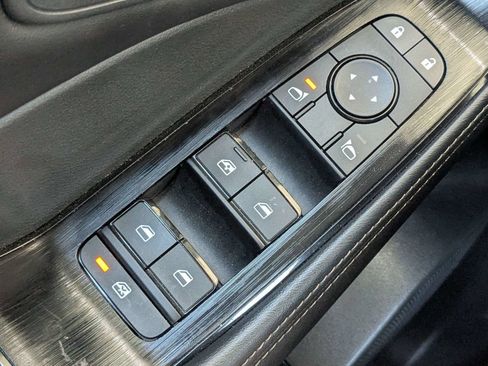 Used 2026 Nissan Rogue SV FWD image 26