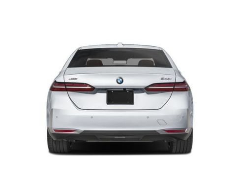 New 2027 BMW 540i xDrive w/ Premium Package AWD/4WD image 8