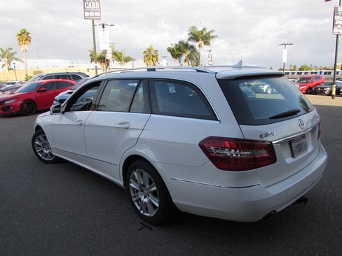 Used 2013 Mercedes-Benz E 350 4MATIC Wagon image 5
