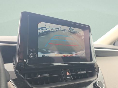 Used 2024 Toyota Corolla LE FWD image 21