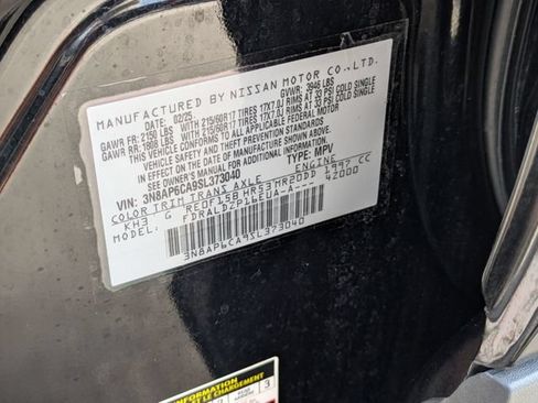 Used 2025 Nissan Kicks SV FWD image 31