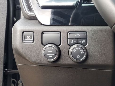 Used 2024 Chevrolet Silverado 1500 LT RWD image 20