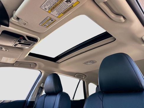 Used 2023 Subaru Outback Limited image 23