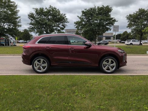 New 2025 Audi Q5 Premium Plus image 39