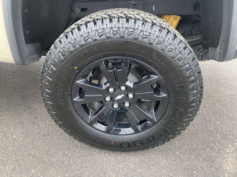Used 2022 Chevrolet Colorado ZR2 AWD/4WD image 4