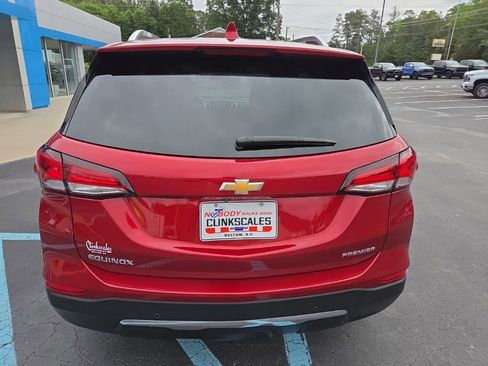 Used 2024 Chevrolet Equinox Premier FWD image 7