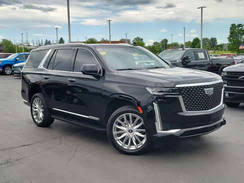 Used 2021 Cadillac Escalade Premium Luxury AWD/4WD image 34