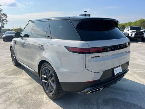 Used 2024 Land Rover Range Rover Sport SE AWD/4WD image 7