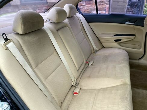 Used 2012 Honda Accord LX image 9