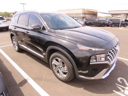 Used 2022 Hyundai Santa Fe SEL w/ Convenience + Premium Package image 2