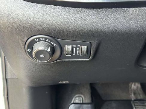 Used 2023 Jeep Compass Limited AWD/4WD image 26