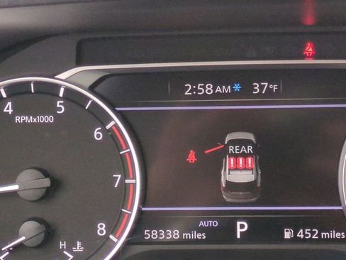 Used 2024 Nissan Rogue SV image 20