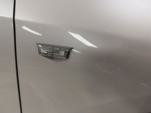 Used 2021 Cadillac XT4 Premium Luxury FWD image 17