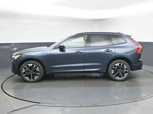 New 2026 Volvo XC60 T8 Plus w/ Protection Package Premier image 5