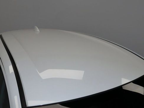 Used 2016 Honda HR-V LX image 14