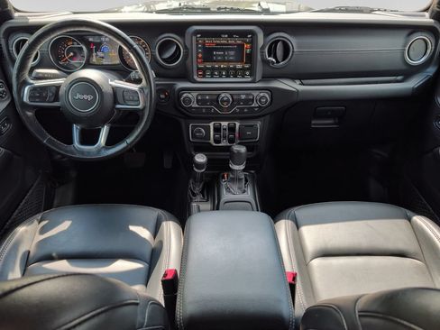 Used 2021 Jeep Wrangler Unlimited Sahara AWD/4WD image 18