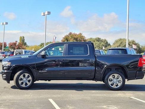 New 2026 RAM 1500 Big Horn AWD/4WD image 8