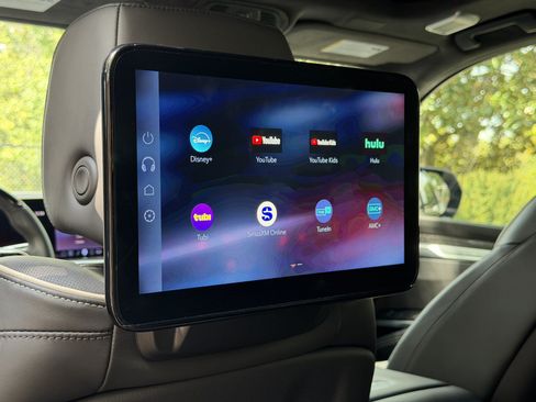 Used 2026 Cadillac Escalade V AWD/4WD image 41