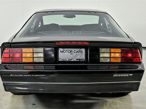 Used 1987 Chevrolet Camaro Z28 RWD image 8