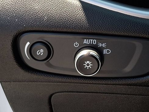 Used 2024 Chevrolet Malibu LT w/ Sport Edition FWD image 24