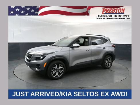 Used 2021 Kia Seltos EX AWD/4WD image 1