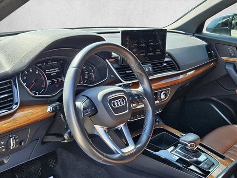 Used 2023 Audi Q5 2.0T Premium AWD/4WD image 13