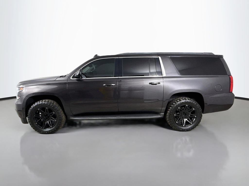Used 2018 Chevrolet Suburban LS AWD/4WD image 4