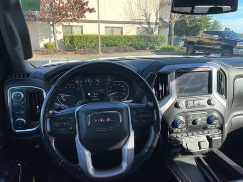Used 2020 GMC Sierra 1500 SLT w/ SLT Premium Plus Package image 25