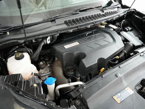 Used 2019 Ford Edge ST w/ Convenience Package image 65