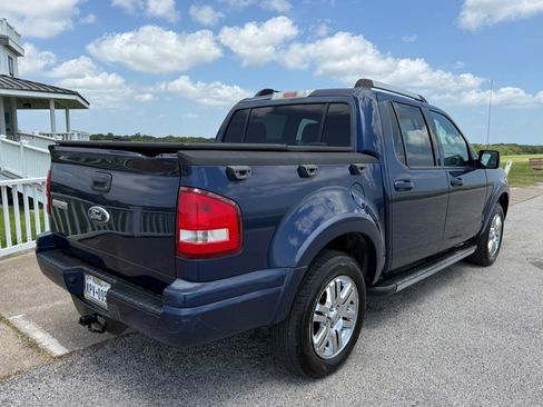 Used 2008 Ford Explorer Sport Trac Limited RWD image 5
