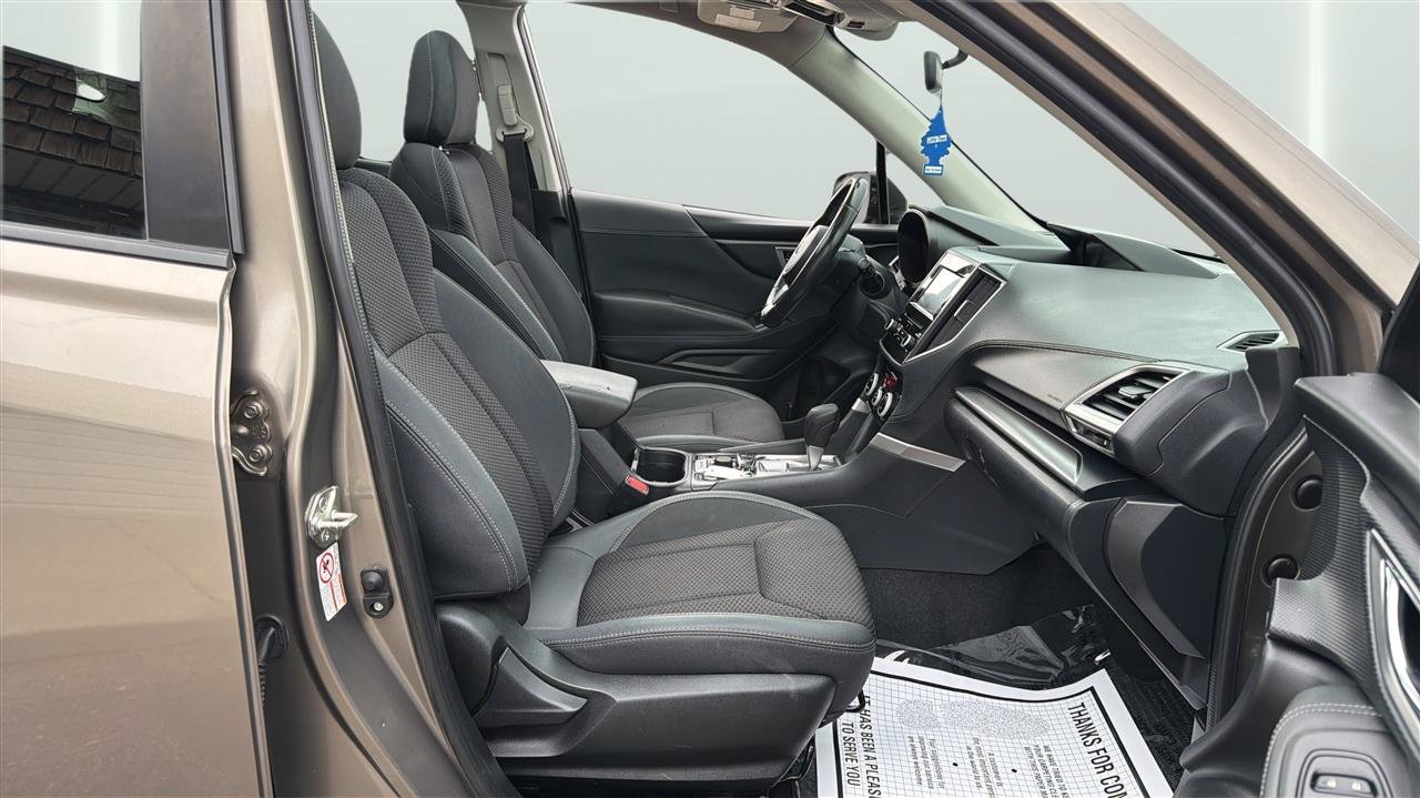 Used 2020 Subaru Forester Premium AWD/4WD image 14
