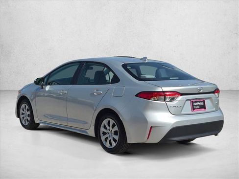 Used 2024 Toyota Corolla LE FWD image 8