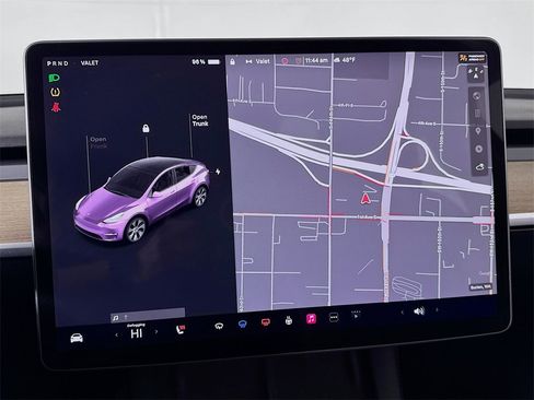 Used 2021 Tesla Model Y Long Range image 13