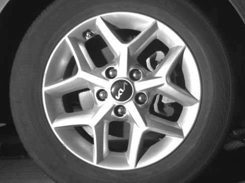 Used 2025 Kia Soul LX w/ LX Technology Package image 18