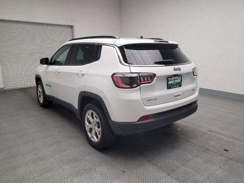 Used 2024 Jeep Compass Latitude image 6