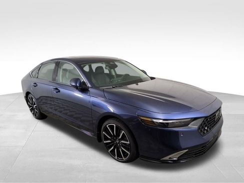 New 2026 Honda Accord Touring image 7