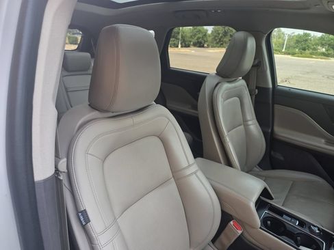 Used 2021 Lincoln Corsair Reserve FWD image 33