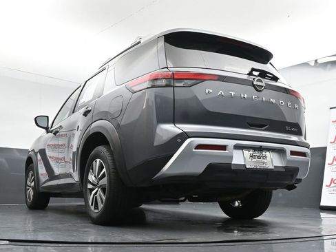Used 2023 Nissan Pathfinder SL image 37