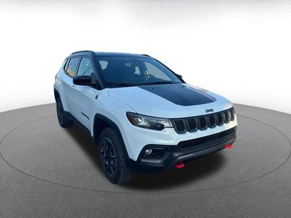 Used 2025 Jeep Compass Trailhawk