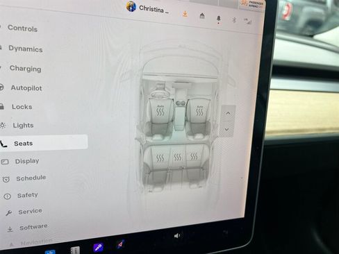 Used 2018 Tesla Model 3 Long Range image 22