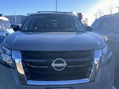 Used 2022 Nissan Pathfinder Platinum