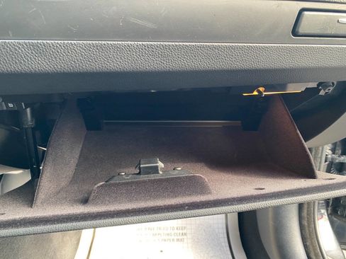 Used 2010 BMW 328i xDrive Sedan image 32