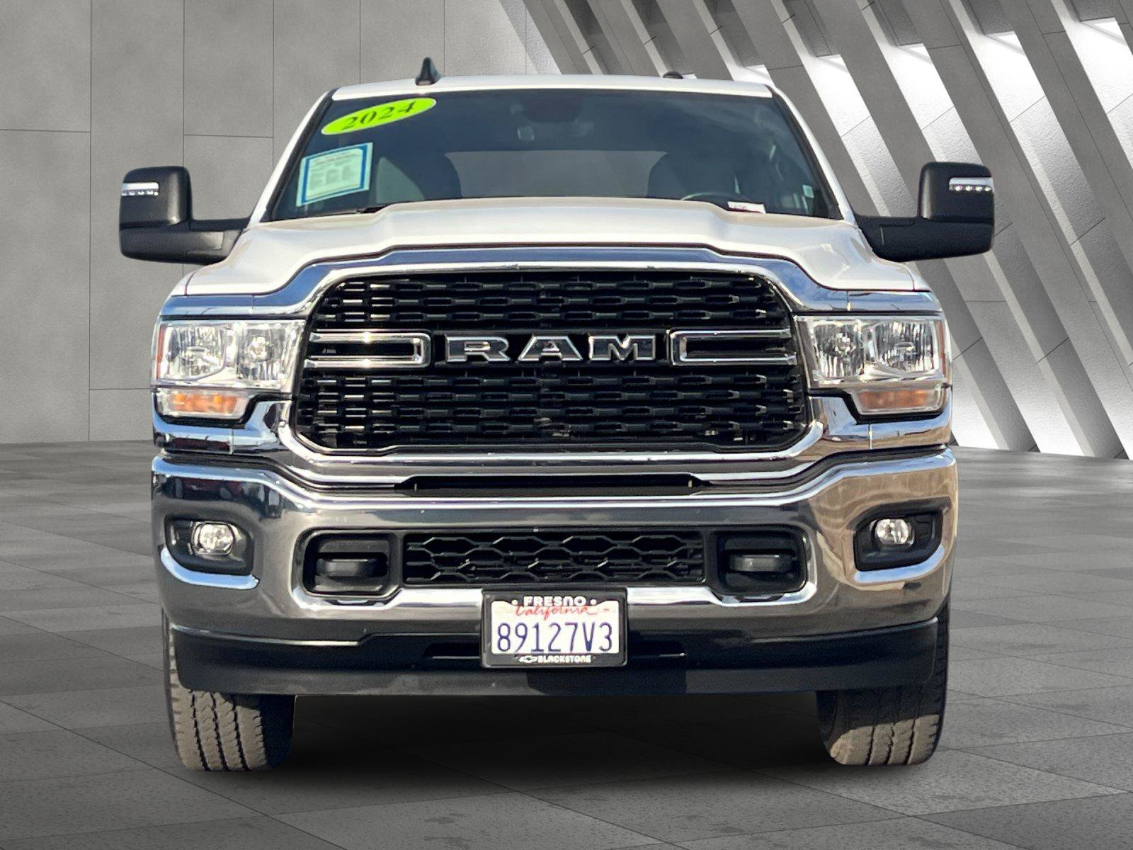 Used 2024 RAM 2500 Big Horn AWD/4WD image 9