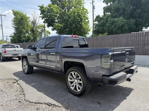 Used 2018 Chevrolet Silverado 1500 LTZ Z71 w/ Centennial Edition AWD/4WD image 7
