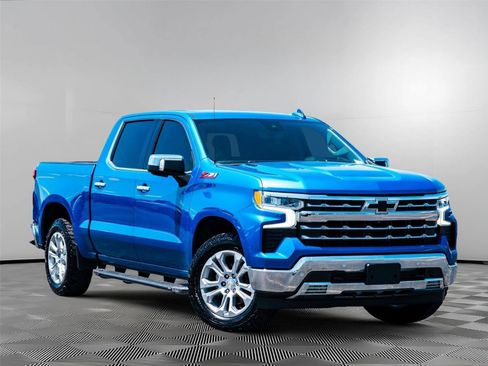 Used 2022 Chevrolet Silverado 1500 LTZ w/ LTZ Premium Package AWD/4WD image 1