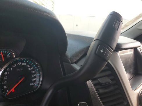 Used 2017 GMC Yukon SLE w/ Convenience Package image 30