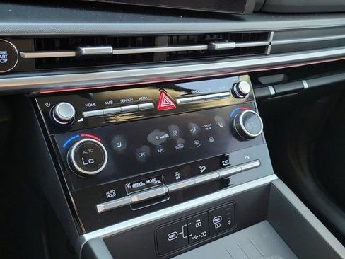 Used 2025 Hyundai Santa Fe SEL image 30